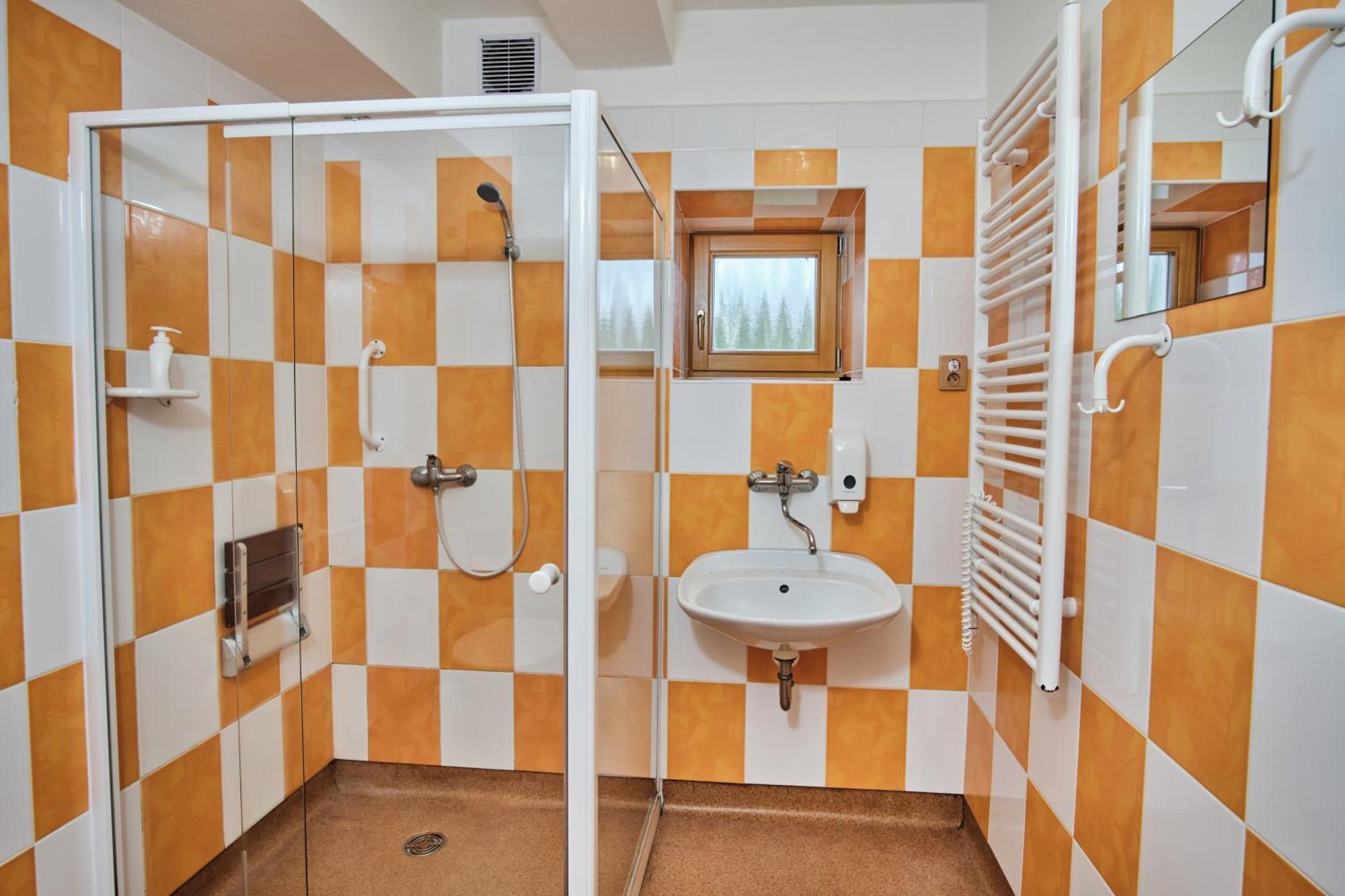Strnadovsky Mlyn Hotel Jesenice  Quarto foto